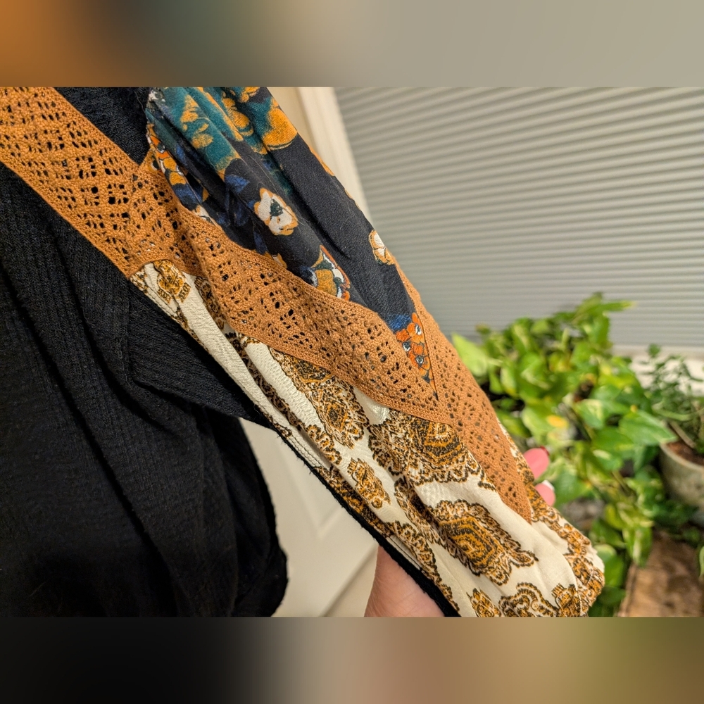 Free People Black Blouse with Gold Embroidery Size M - Picture 2 of 6